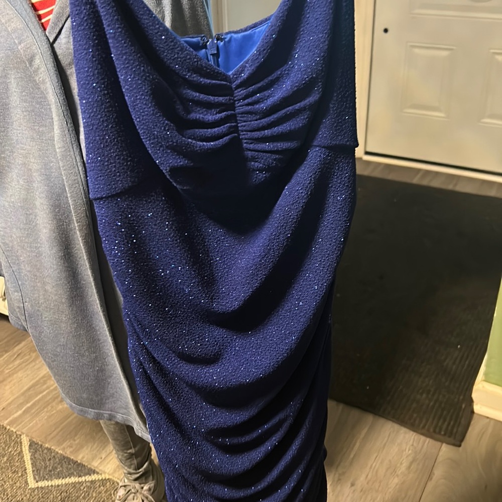 I am selling this blue dress that I wore to homecoming.